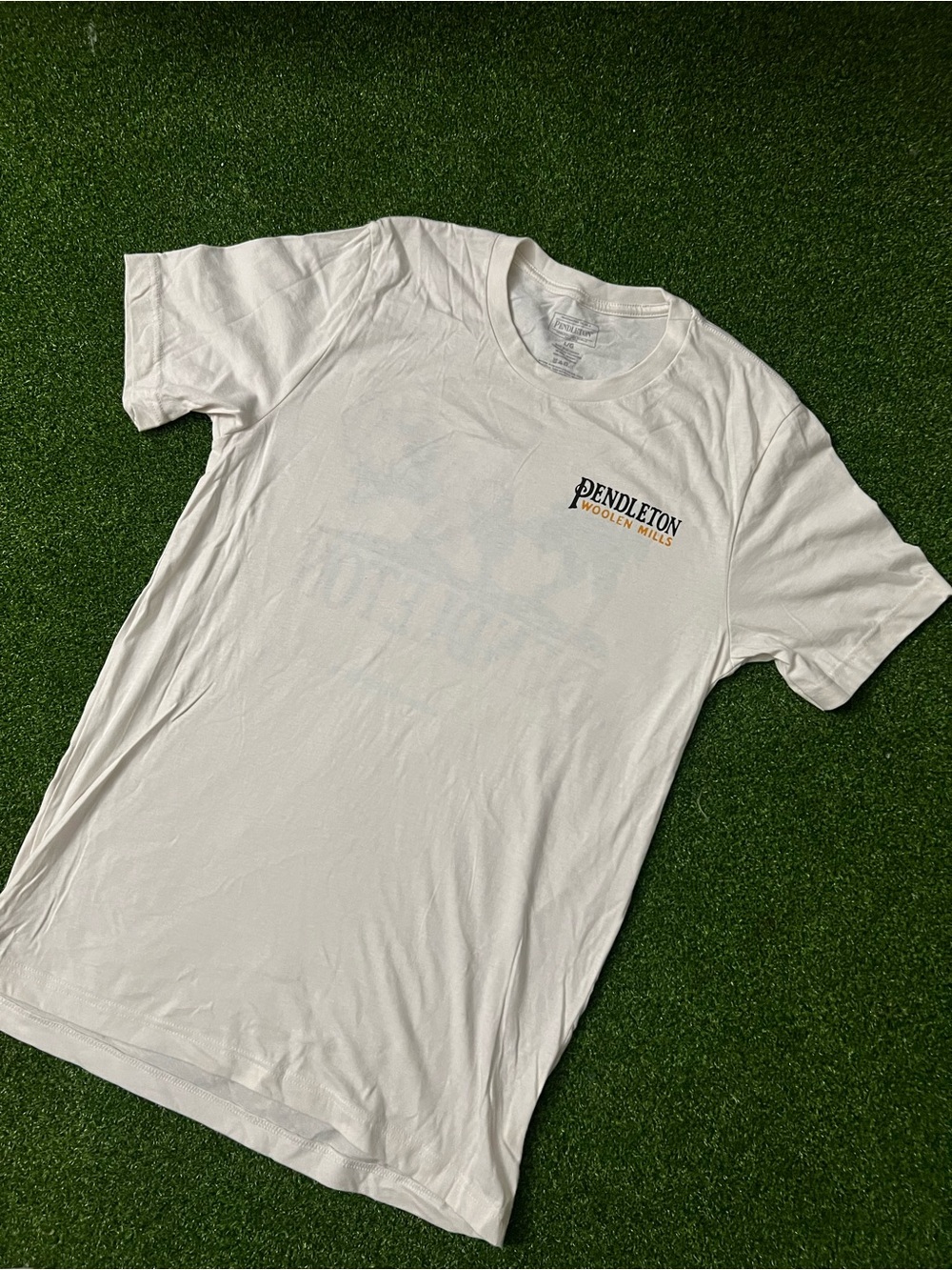 Pendleton White Graphic Buffalo Short Sleeve Tee - Picture 2 of 2